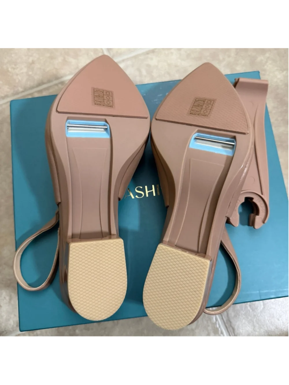 Size 8 Latte Stretch Leather Slingback Pashion Footwear Convertible Heels Flat